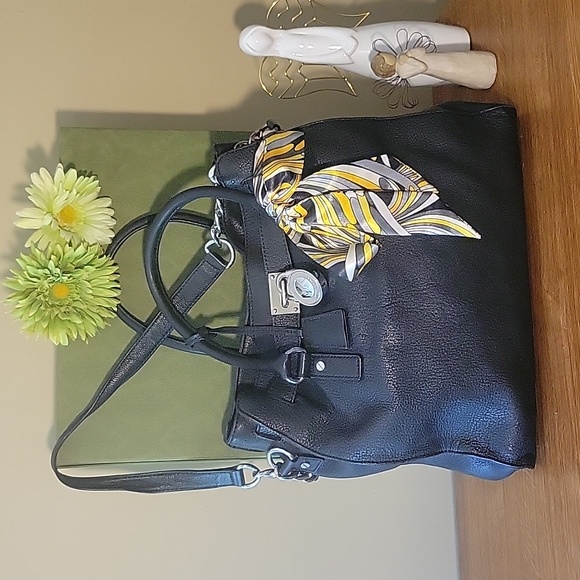 Micheal Kors Hamilton - Picture 2 of 12